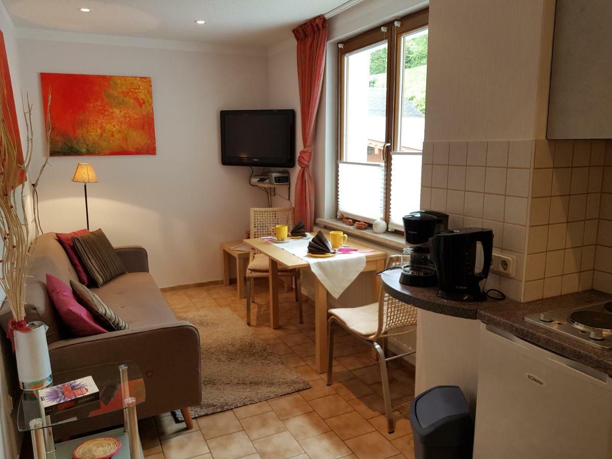 Ferienhaus Lyhs Fehrenbach Ngoại thất bức ảnh